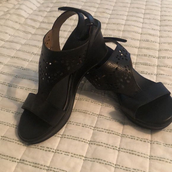 Naturalized Leather sandals with wedge heel - Picture 3 of 6